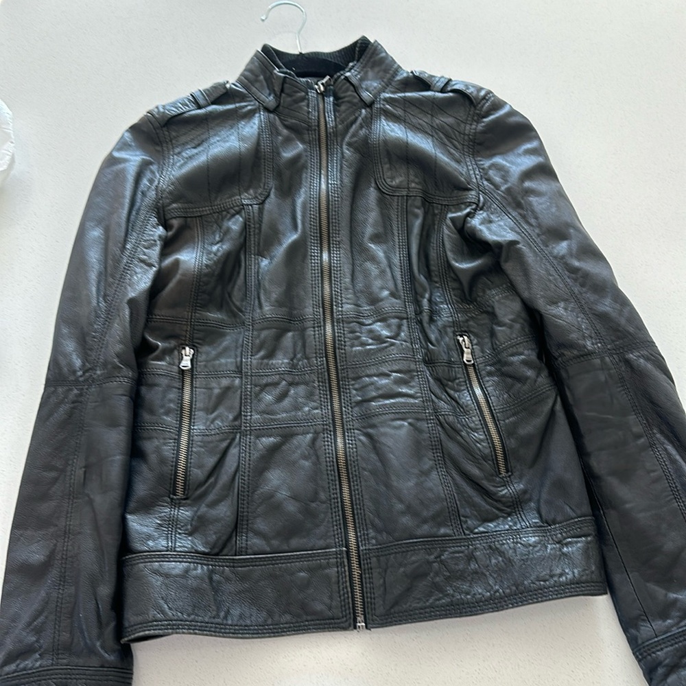 Vintage guess leather jacket